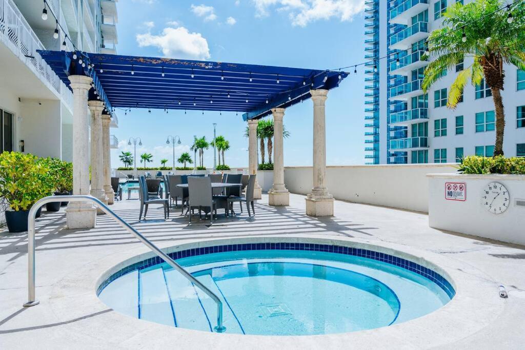 Appartement Brickell, In The Sky!